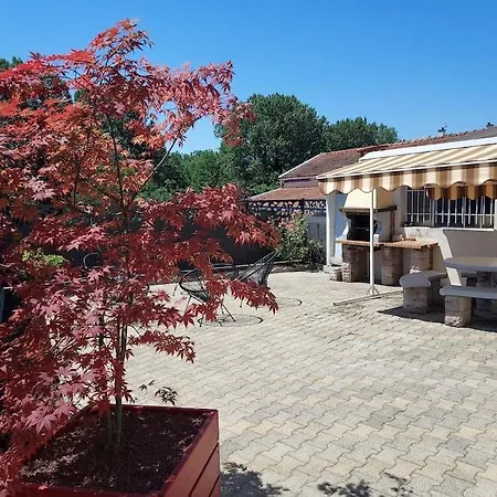 Le Ptit Abri Holiday home Les Avenieres