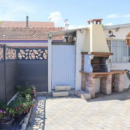 Le Ptit Abri Holiday home